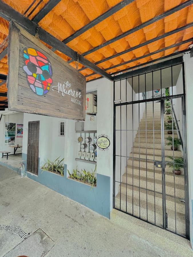 Los Muertos Hostal Puerto Vallarta Bagian luar foto